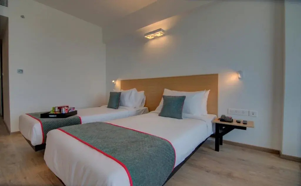 SilverKey Executive Stays 29014 Sunrise Apartment