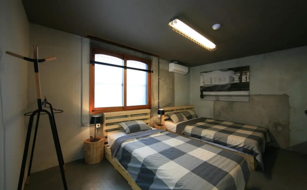 Mido Hostel