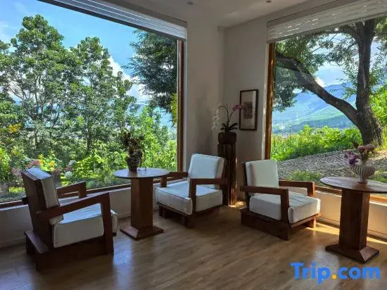 Wuye Mountain Residence Garden Homestay
