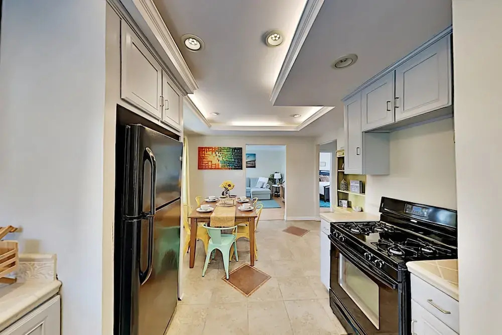 7085thav 2 Bedroom Home