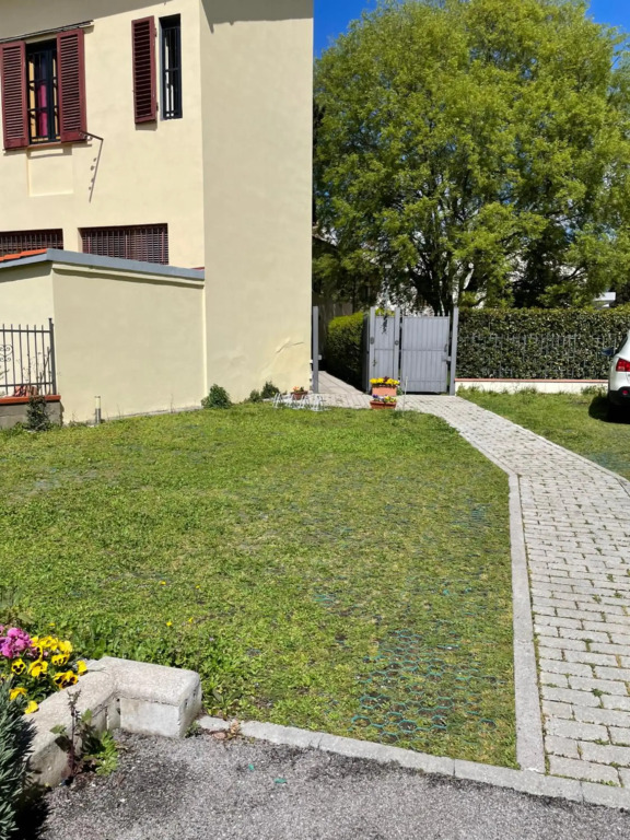 Tuscany style apt free parking 15 min from city center