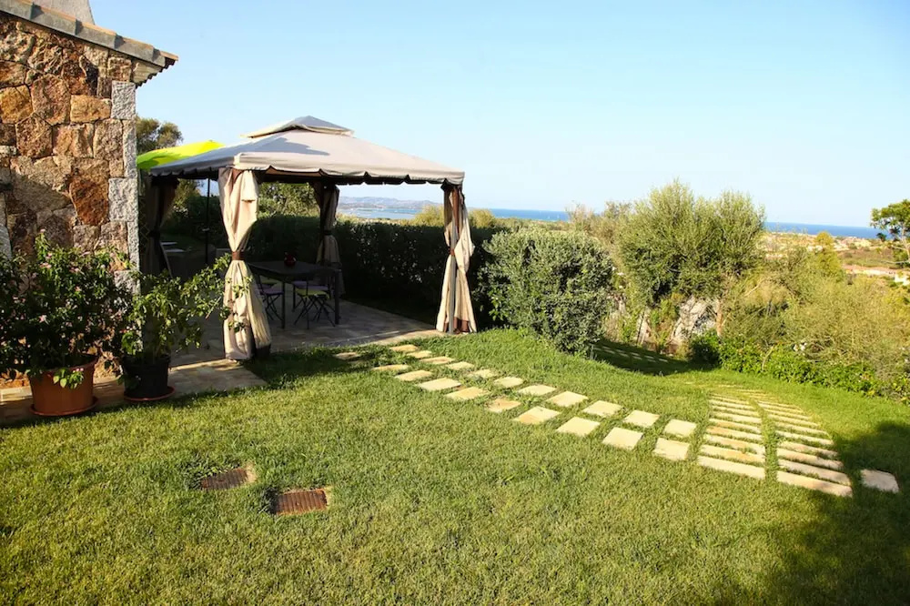 ISS Travel, Stazzu Fioritu - ground floor apartments with sea view