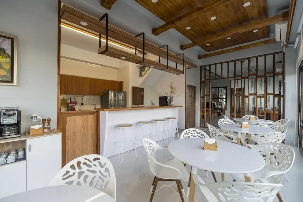 Mine For Leisure Guest Home