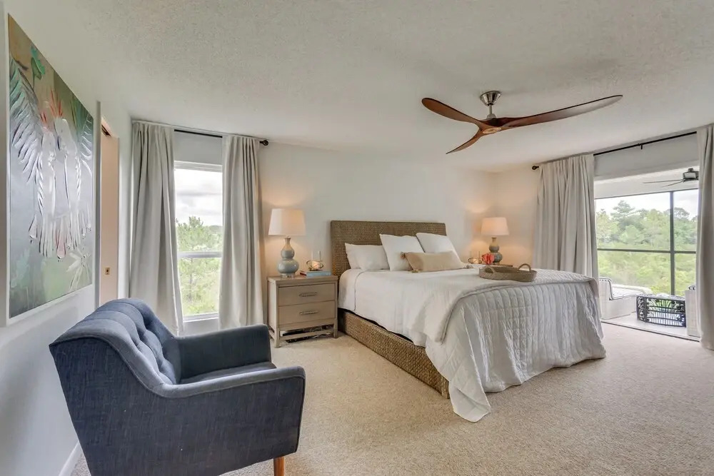 Luxe Gulf Breeze Home w/ Patios - 4 Mi to Beaches!