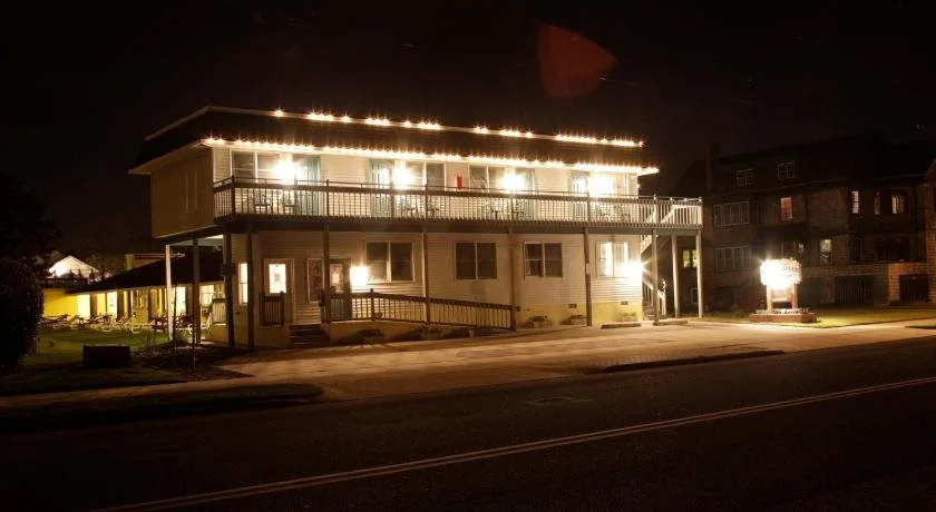 The Buckingham Motel Adults only