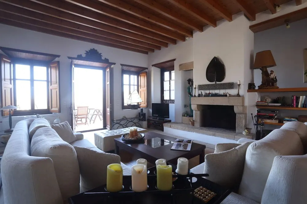 Diamond Villa