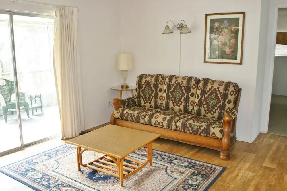 Roadrunner Club 18 - 2 Br Home