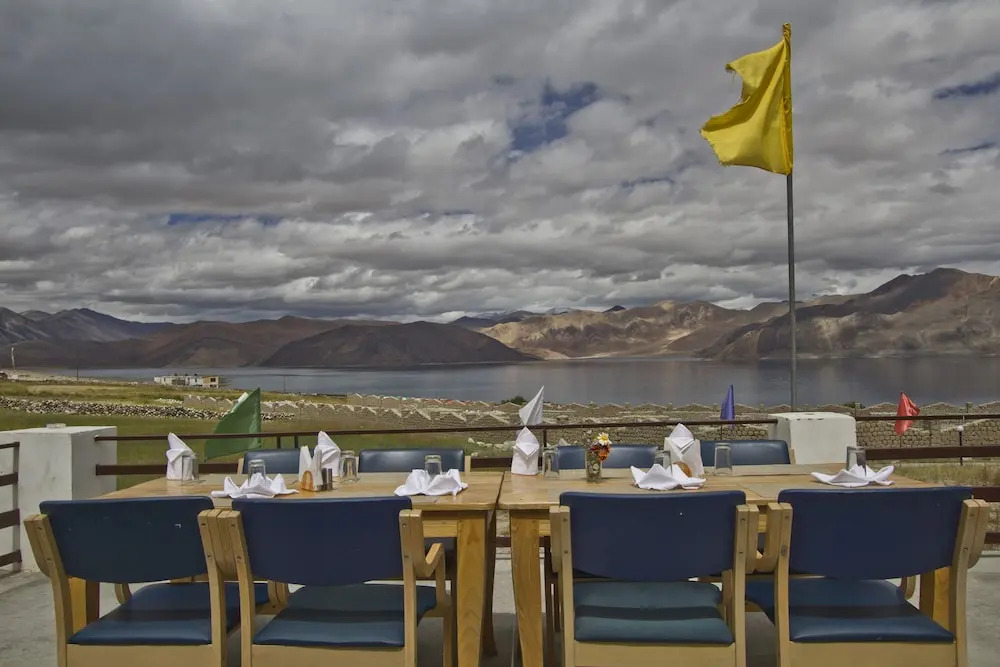 Pangong Retreat Camp