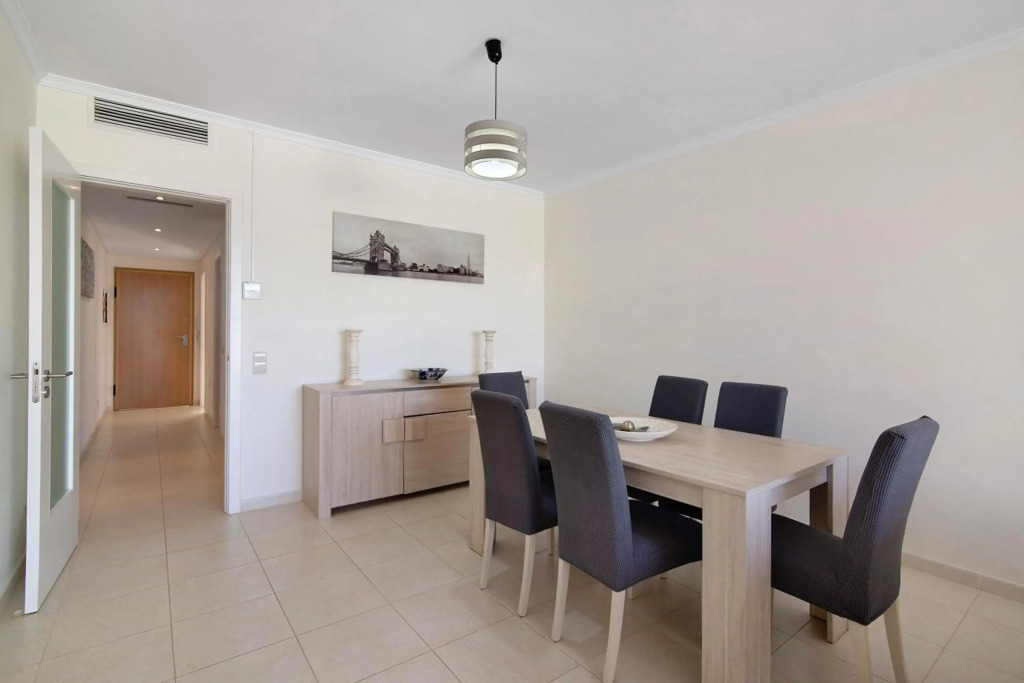 Albufeira Townhouse beach by AlbufeiraRentals