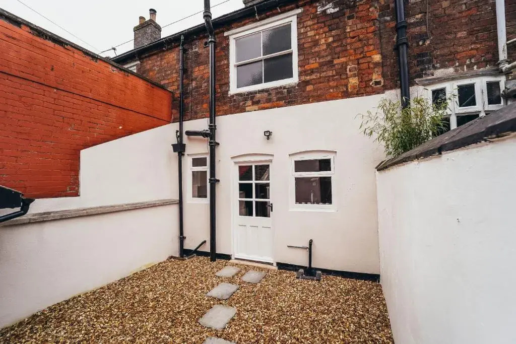 The Stay Company, Lavender Row