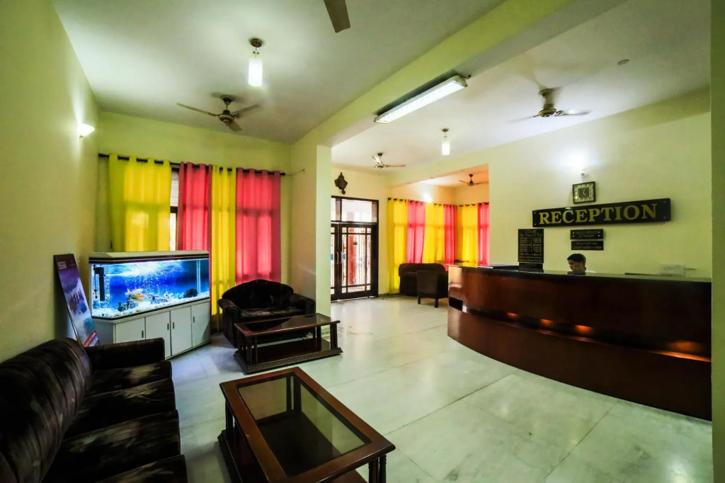 Hotel Neeraj Bhawan
