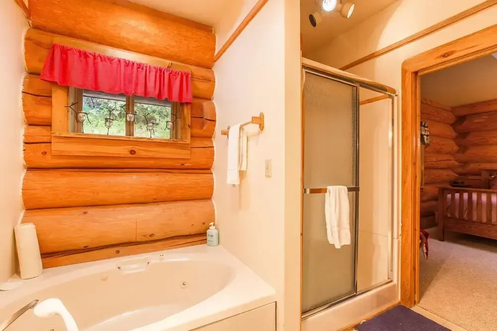 Bear Ridge Cabin