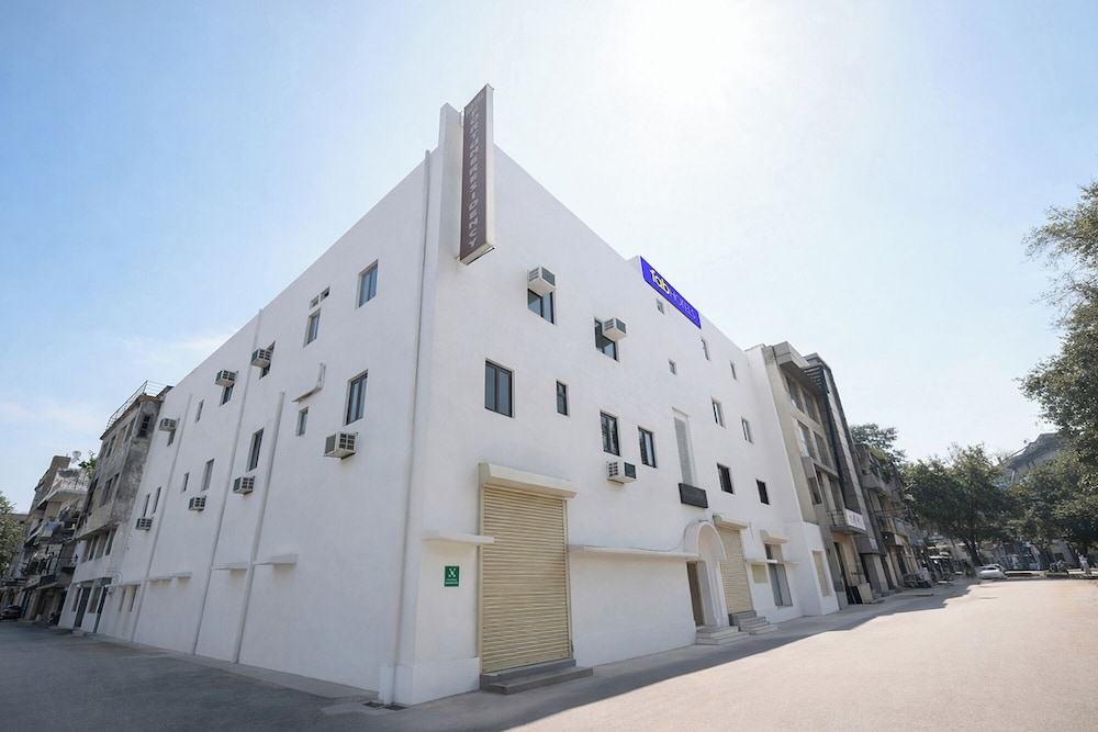 Fabhotel Fortune Residency - Nr Sarai Rohilla Railway Station