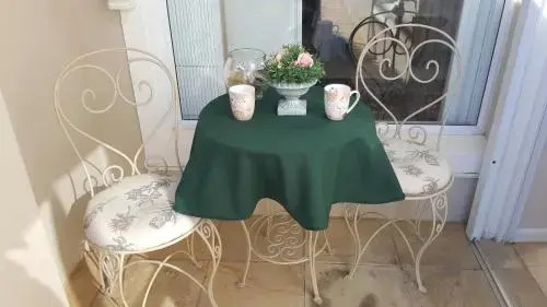Papillon Guest Suite