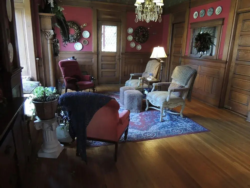 Lyons'' Twin Mansions B&B And Spa