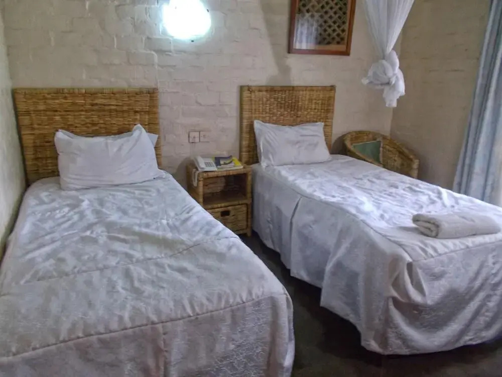Ndeke Hotel
