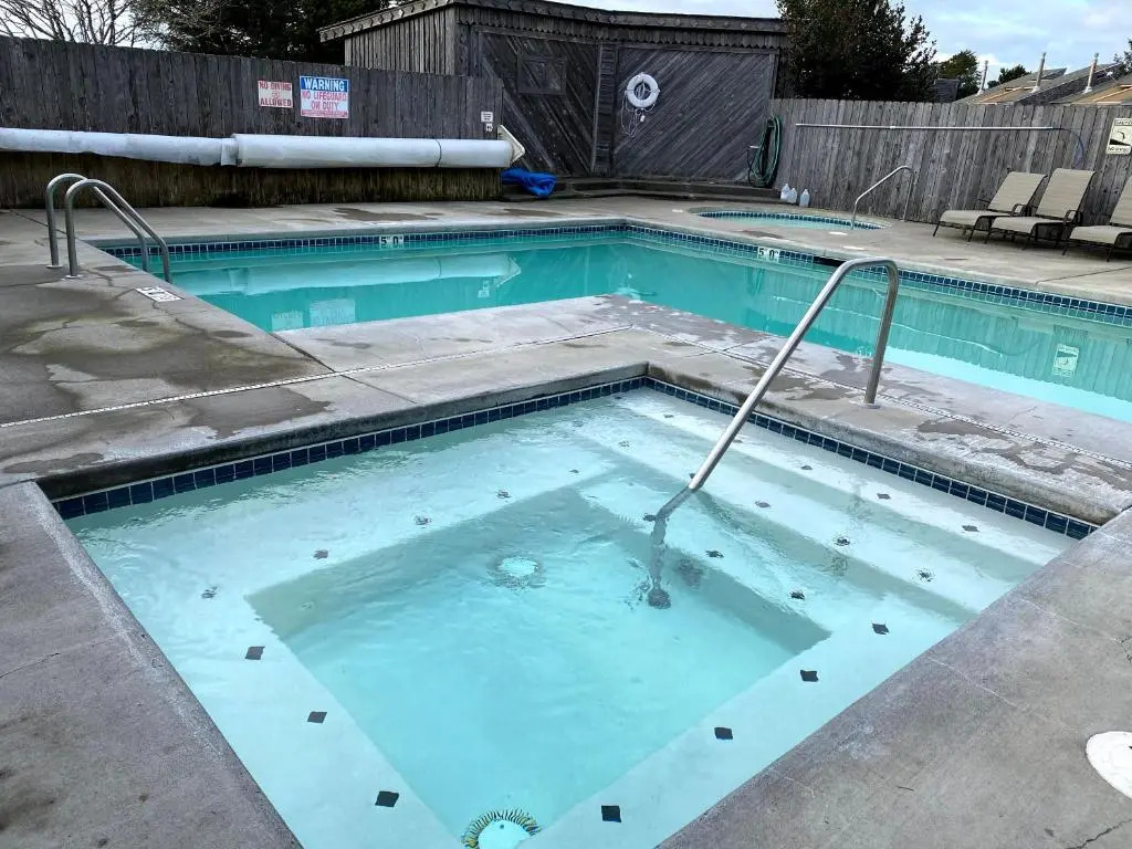 Surfcrest Resort
