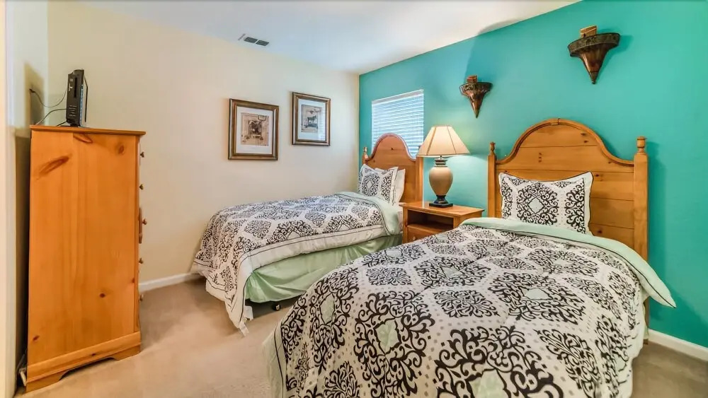 2638 Windsor Hills