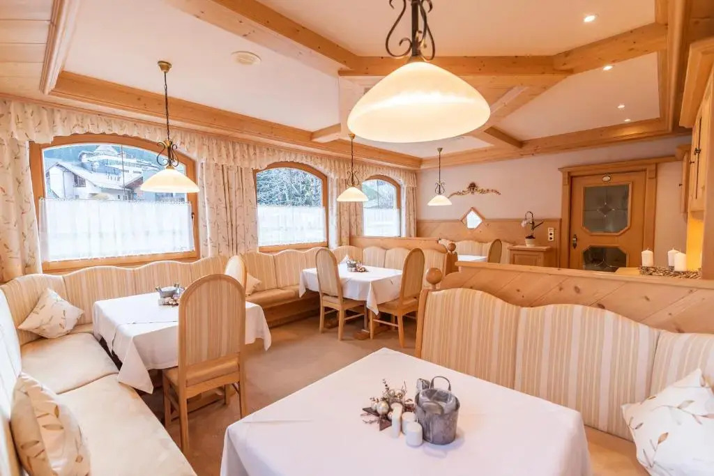 Hotel Garni Apart TINA