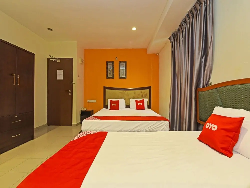 OYO 90510 Hotel Sahara