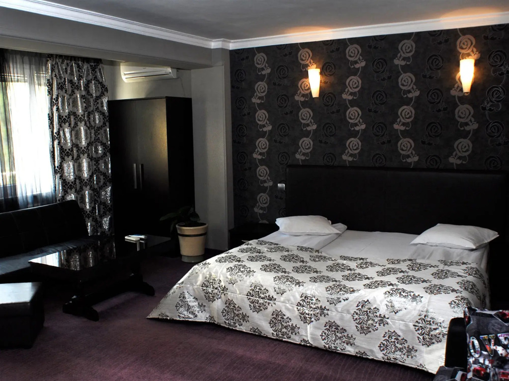 Atlantic Hotel