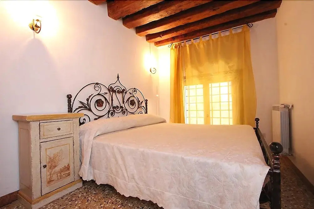 City Apartments - Boteri