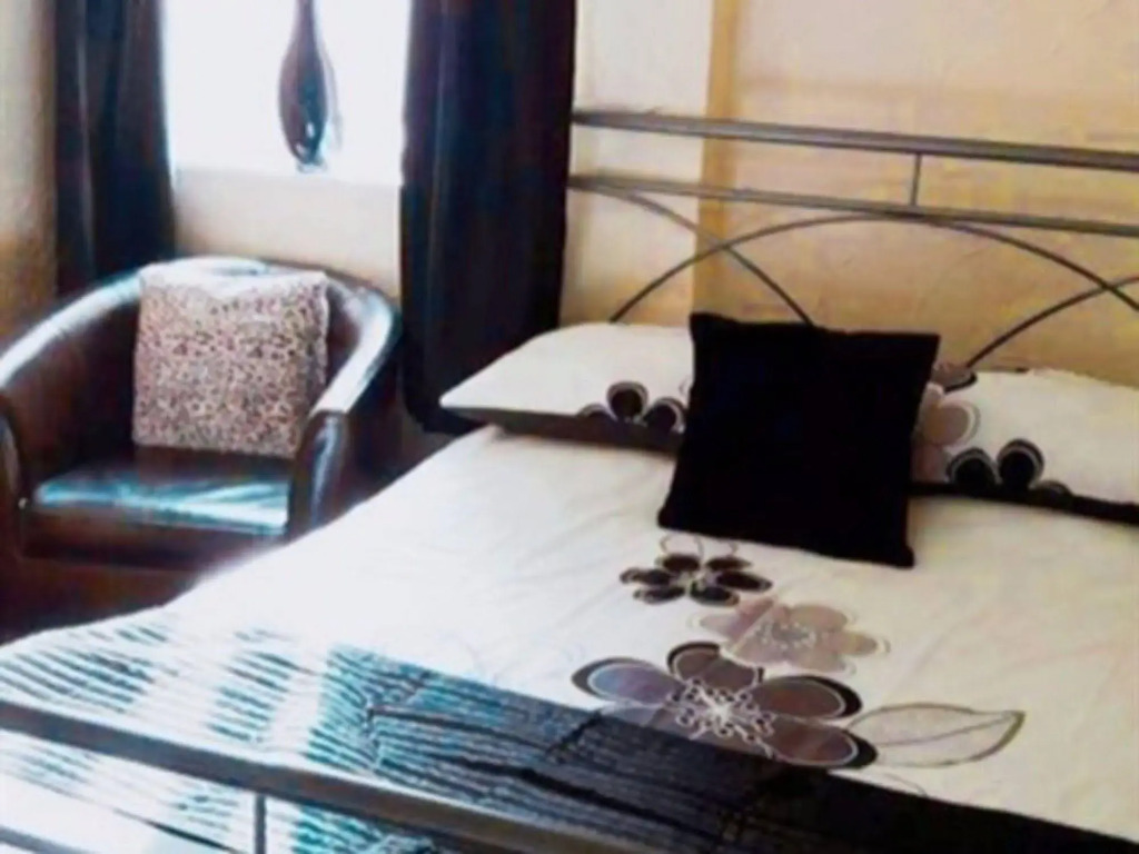 Bridle Lodge Apartments