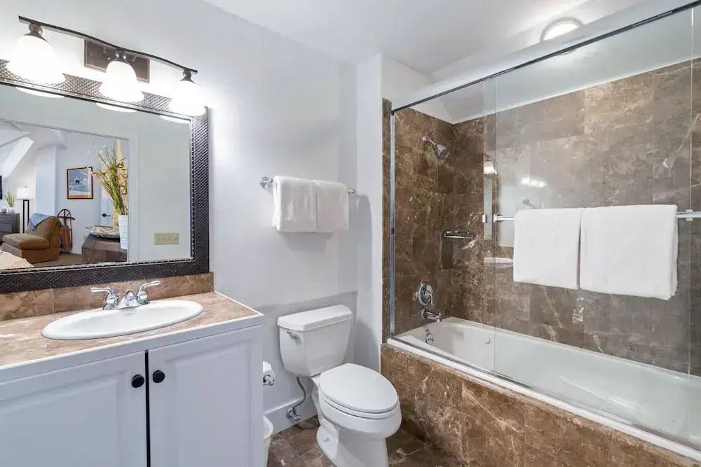 Bear Creek Lodge 412 4 Bedroom Condo by Alpine Lodging Telluride