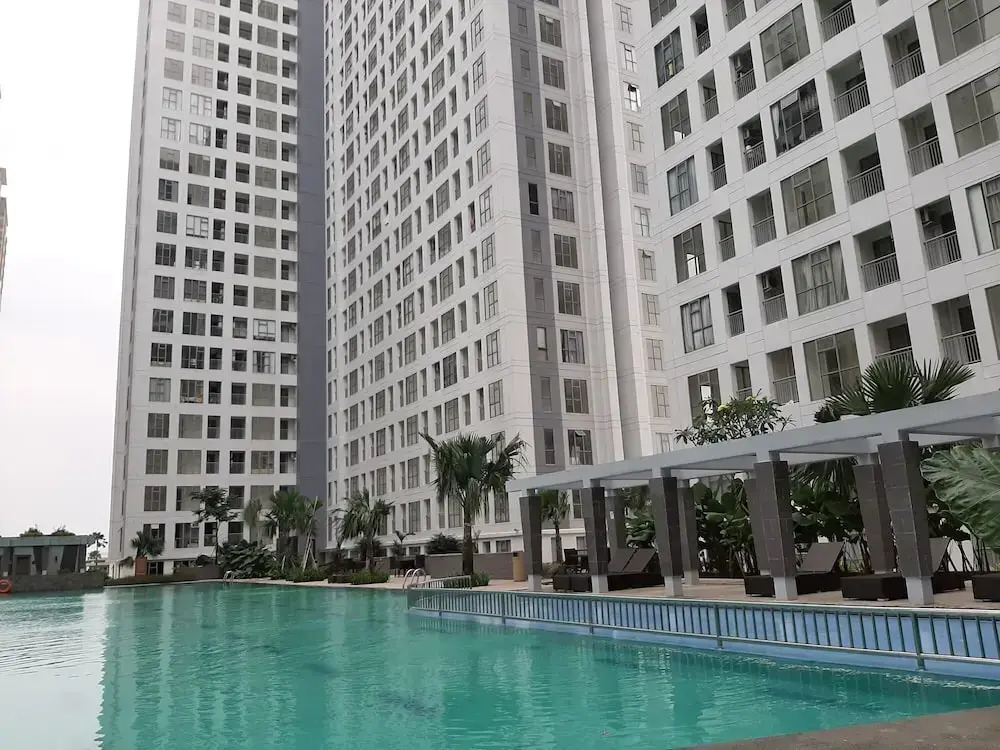 New Furnished Studio Apartment at M-Town Residence By Travelio