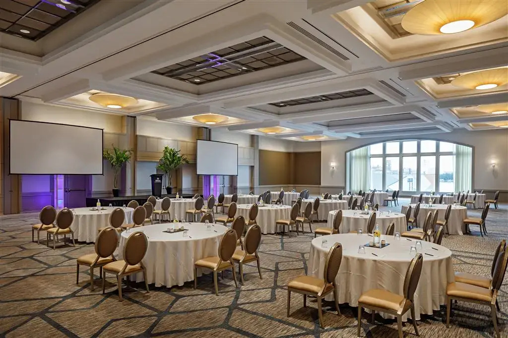 Hilton Philadelphia at Penns Landing