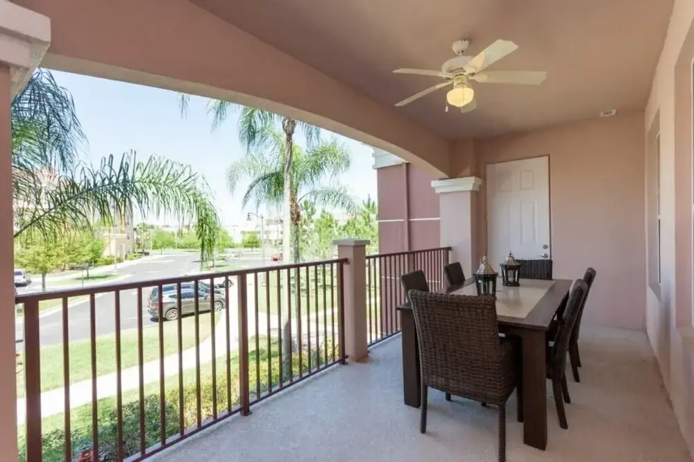 2 Bed 2 Bath Premium L 2002 2 Bedroom Condo