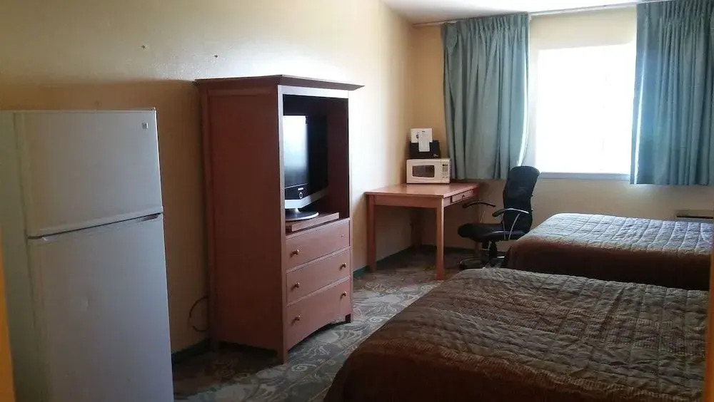 Budget Inn