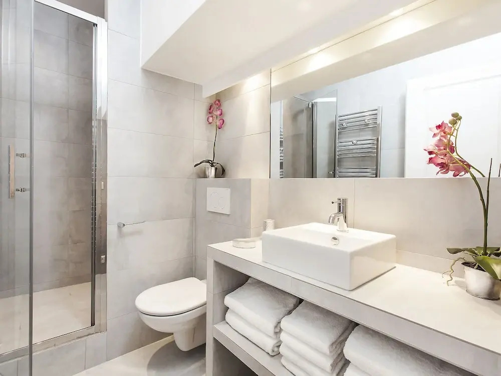 Luxury 2BR Gr-Boulevards I by Livinparis