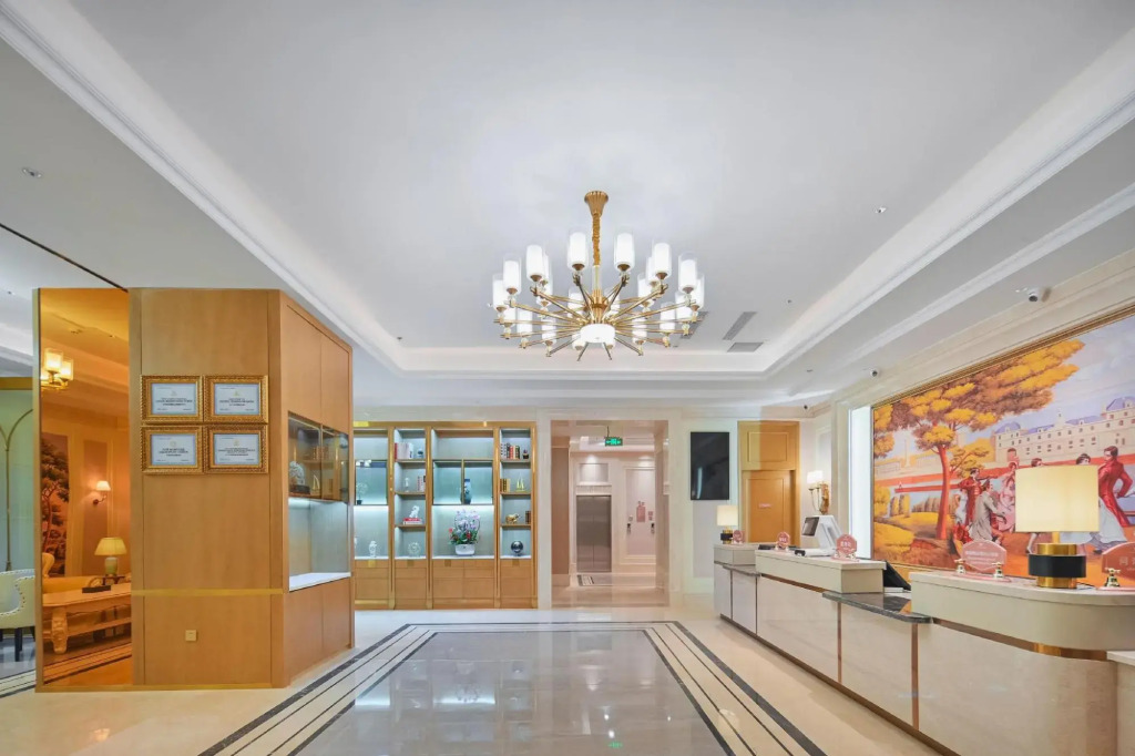 Vienna Hotel (Yecheng Zero Kilometer)