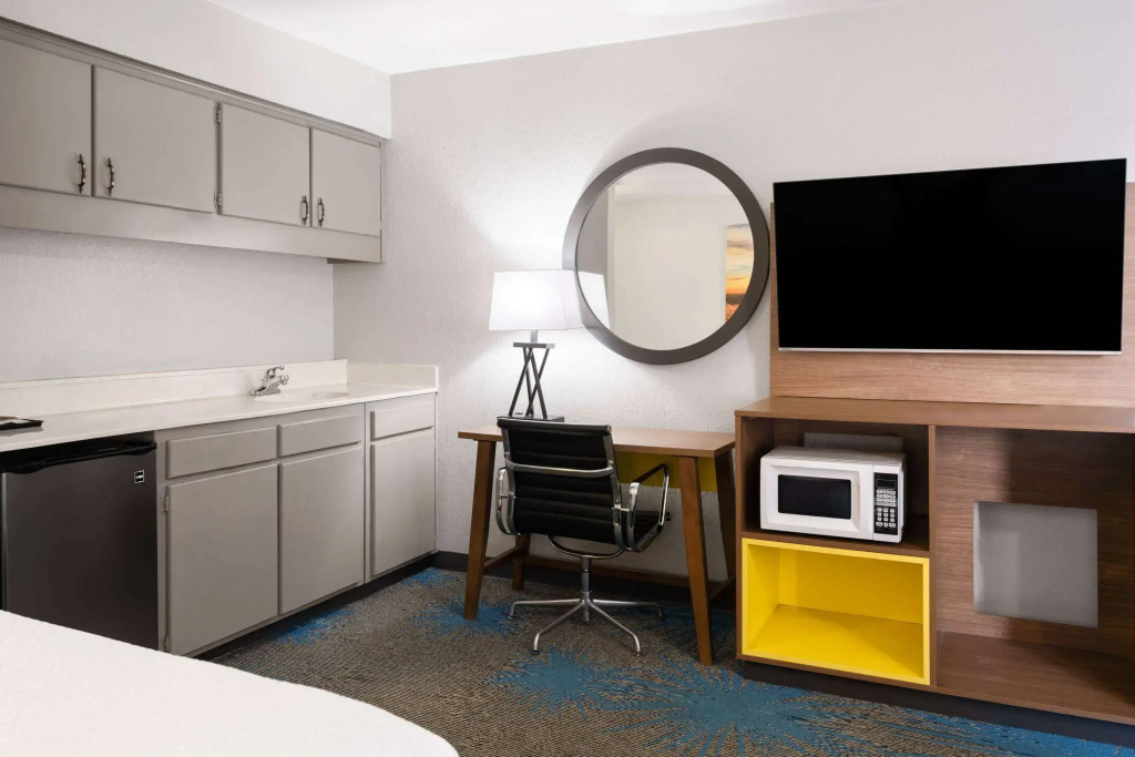 Days Inn by Wyndham Ardmore