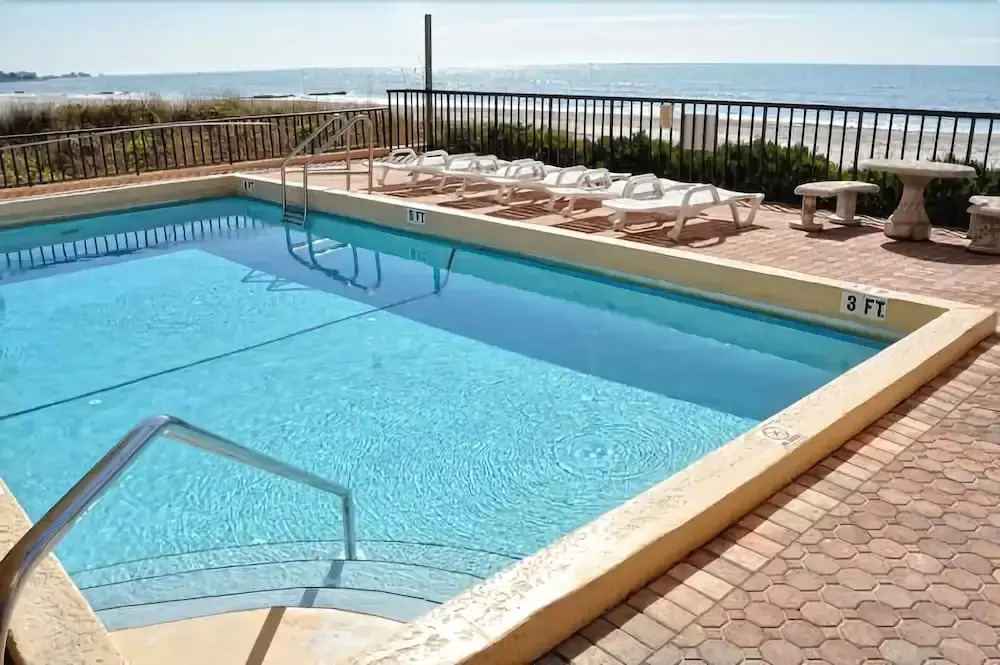 Trillium 2A Desired South Corner/large Balcony/beach Views!