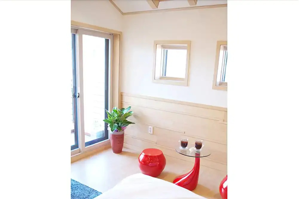 Yeongwol River Palace Pension