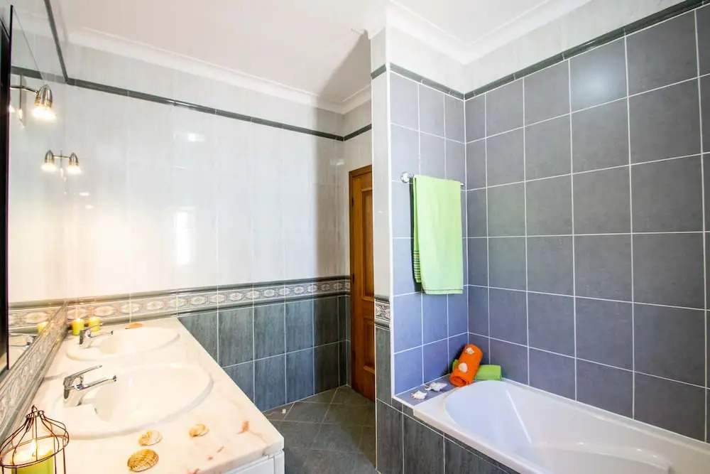 Villa Boracay - com Piscina Aquecível e Praia a Pé em Albufeira