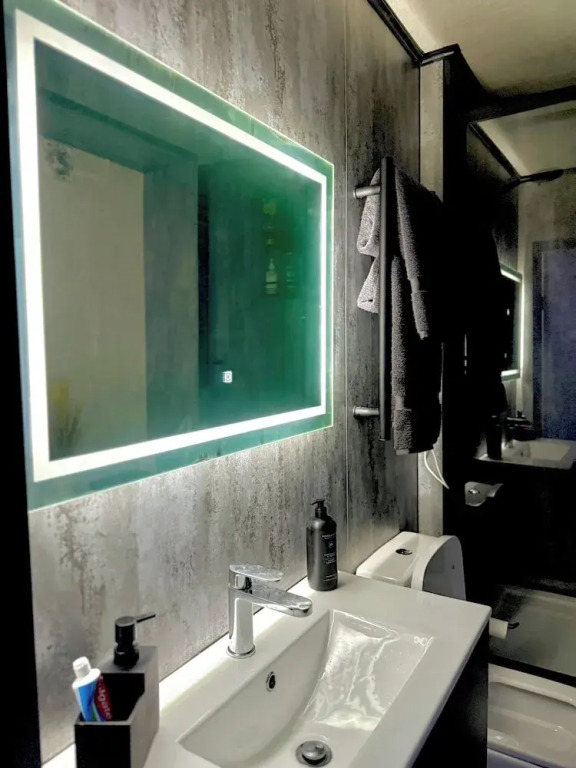 1-bed Apartment - Sleeps 2, Wifi & Central