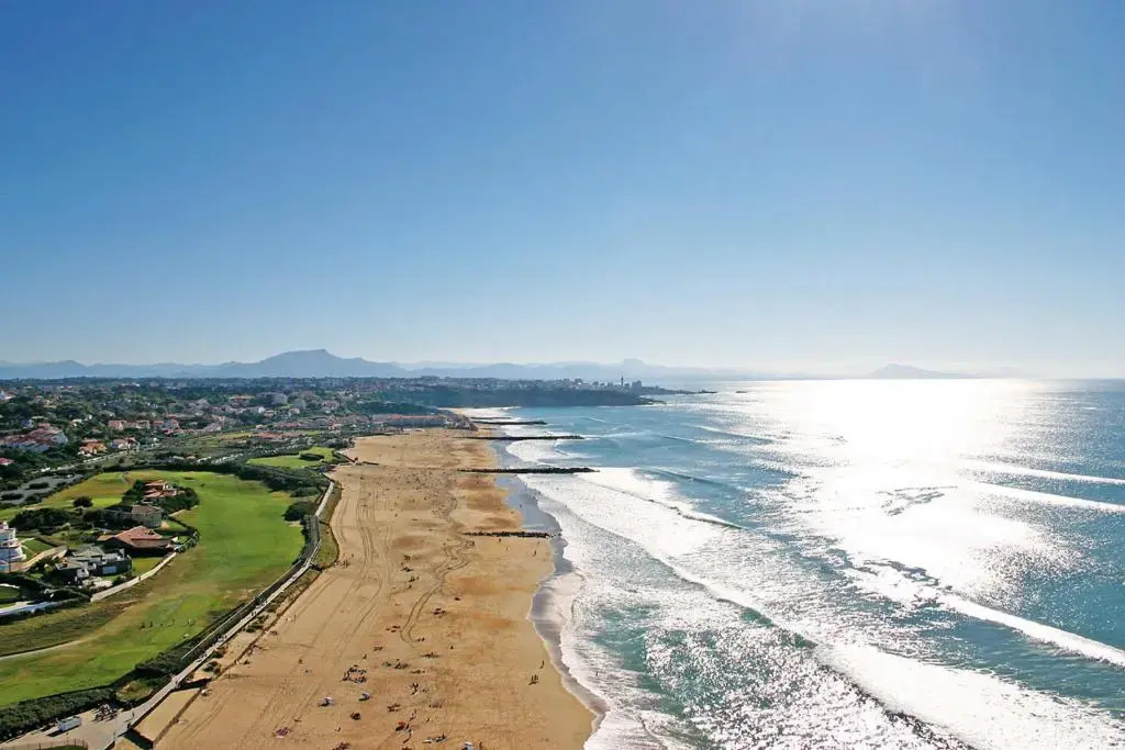 ANGLET T2 43 m2 ds VILLA 4 pers terrasse jardin parking tt confort proche BIARRITZ Pays-Basque loc Dimanche Dimanche