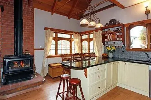 Gingerbread Lodge