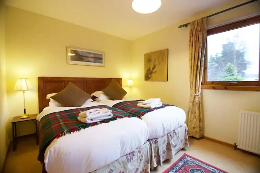 Pine Ridge Lodge