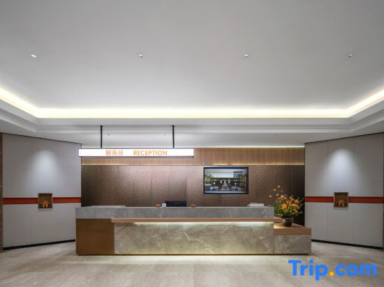 Le Ju Hotel (Zhengzhou Zhongzhou Avenue Jinshui Road Branch)