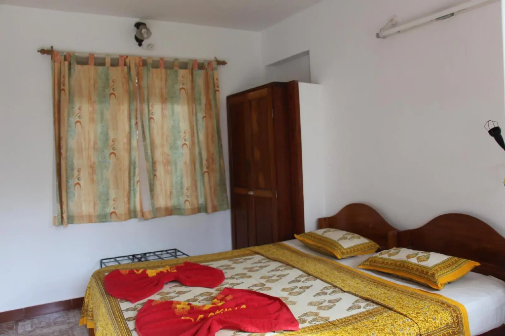 Peravel Beach Holiday Home