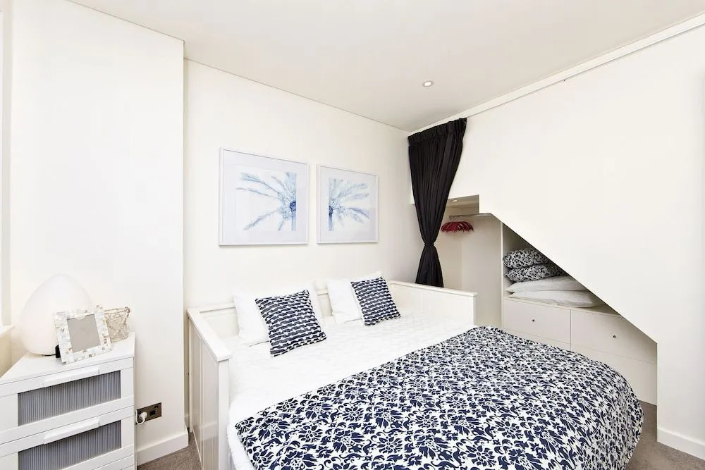 Penthouse Palace - Private Heated Pool and Spa