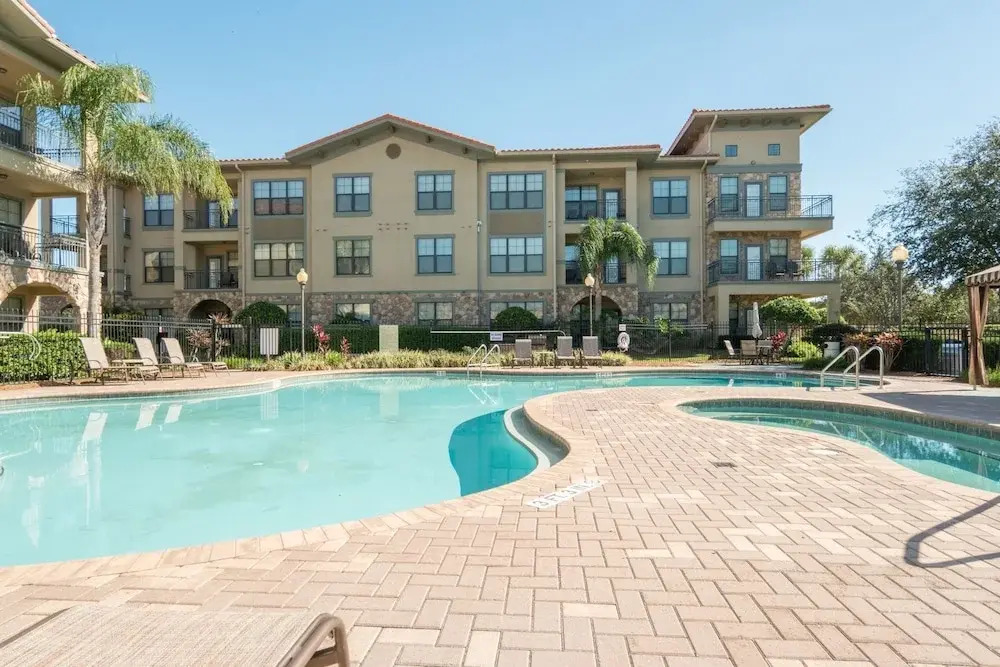 BP211CP Bella Piazza - Three Bedroom Condo