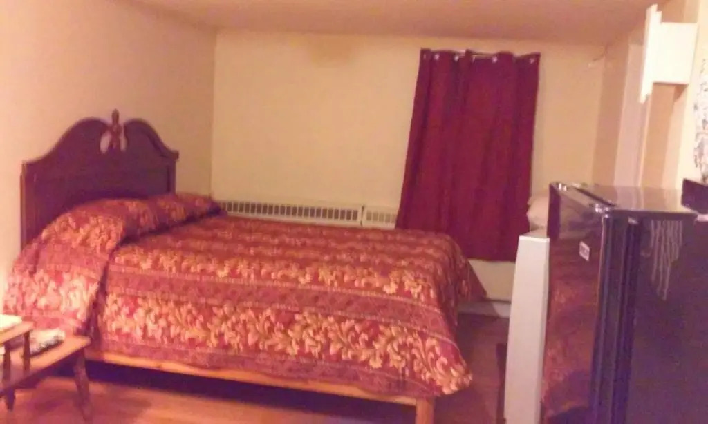 Leisure Motel