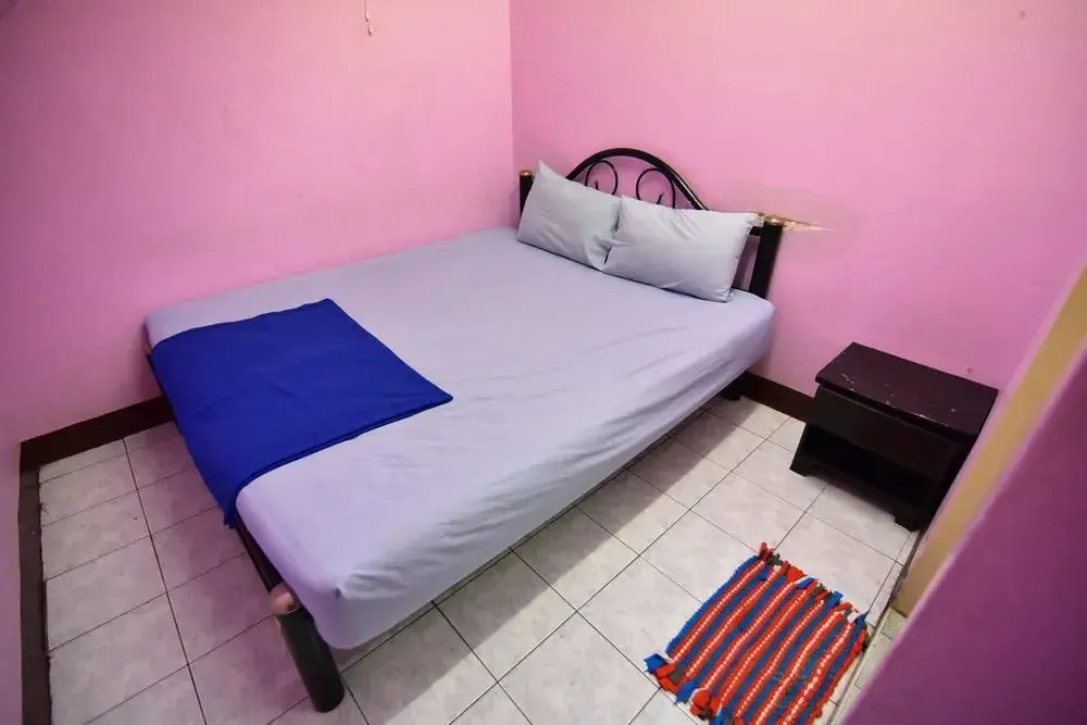 Khaosan Rainbow Hostel