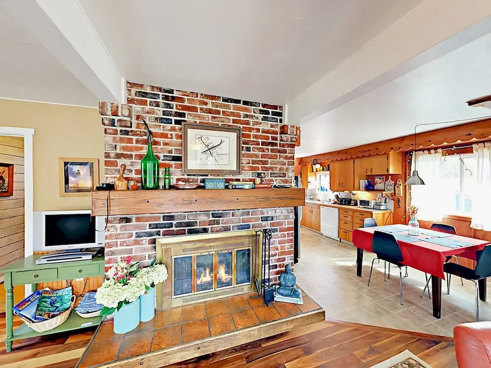 457 NW 56th St Home