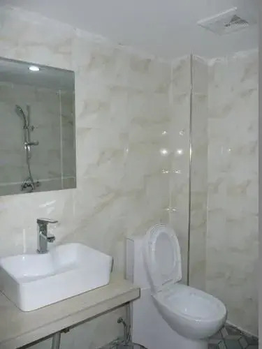 Lime Hotel (Guilin Railway Station Branch)